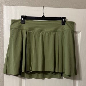 Nike 2X Olive Green Women's Athletic Skort